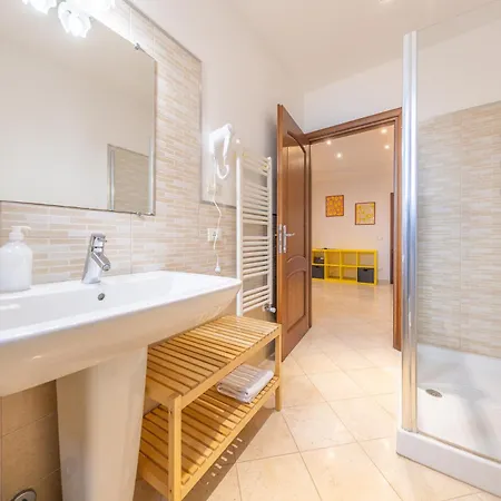Maison San Gaspare Albano Laziale